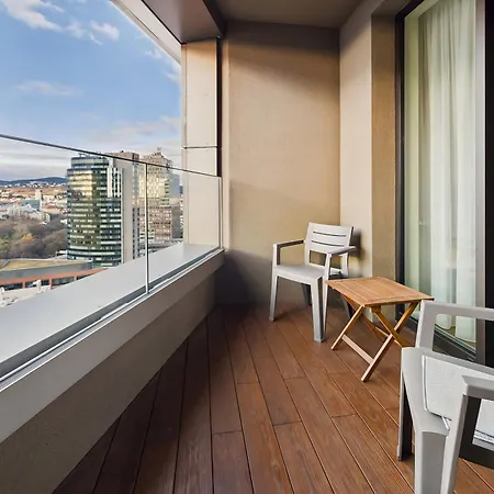 Sky Park Centre 1br High Fl - Free Parking * Pressburg