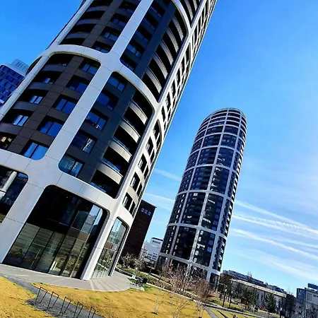 Apartment Sky Park Centre 1br High Fl - Free Parking Pressburg