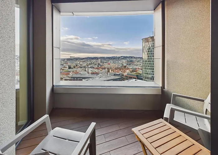 Sky Park Centre 1br High Fl - Free Parking * Bratislava